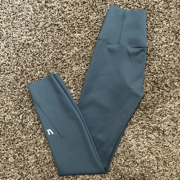 Vuori ‘Evolve’ blue colored leggings women’s size XS - Picture 1 of 5